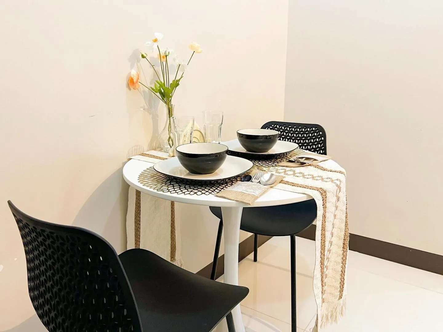 Apartment Upscale Bgc Stay Near Mitsukoshi #Upt130G Manila